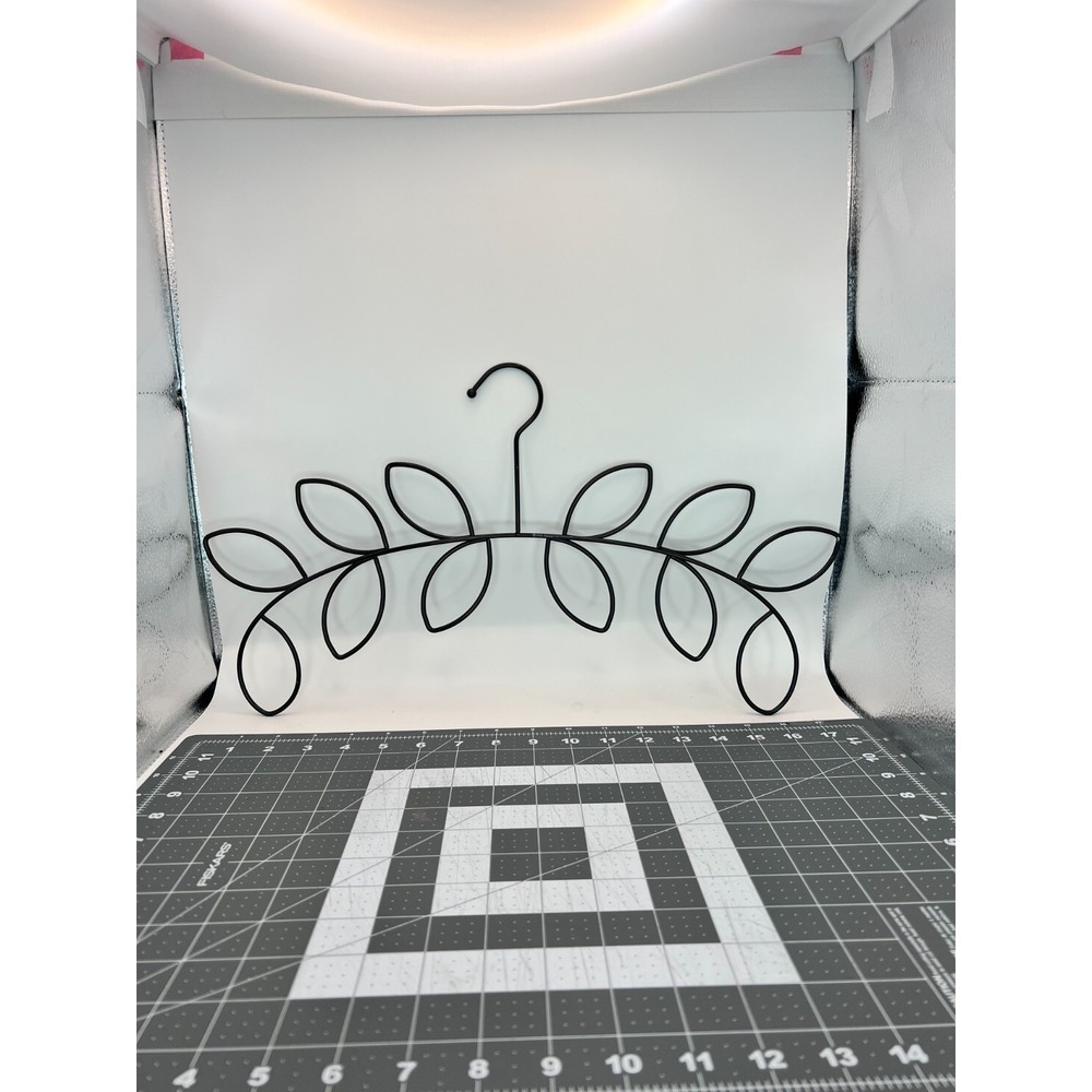 Umbra Alan Wisniewski Leaf Scarf Hanger Black Metal Organizer